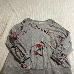 Ava & Viv Gray Floral Sweatshirt